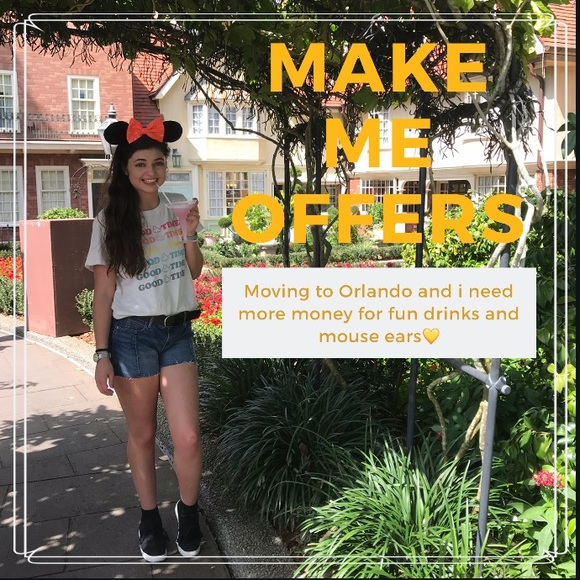 💛💛ACCEPTING OFFERS💛💛 - Picture 1 of 1